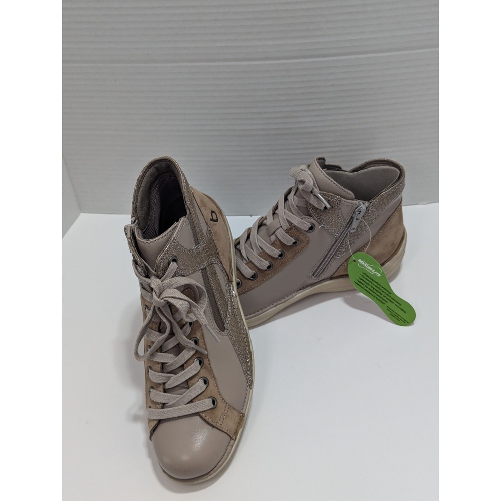 Bionica Orbit Boots Women's Size 7M NWT No Box